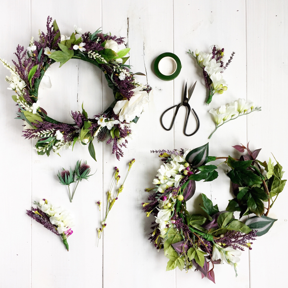 Celebrate Midsummer by making gorgeous flower crowns! You can use either fresh or silk flowers.