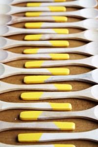 paint-dipped-spoons