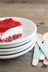 strawberry-pretzel-jello