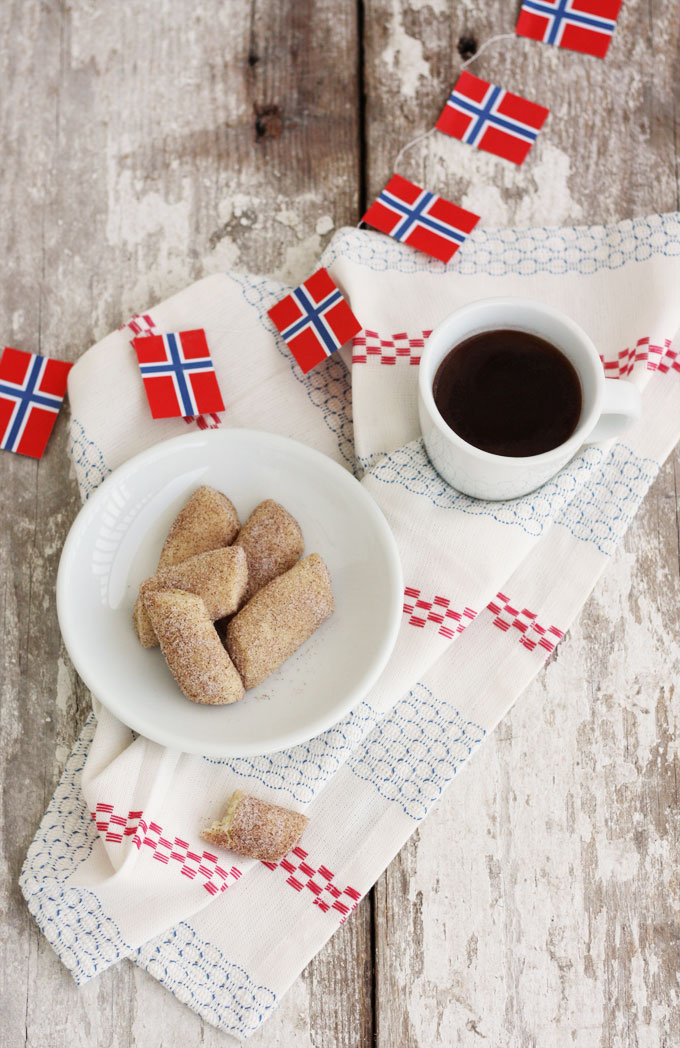 scandinavian christmas cookies