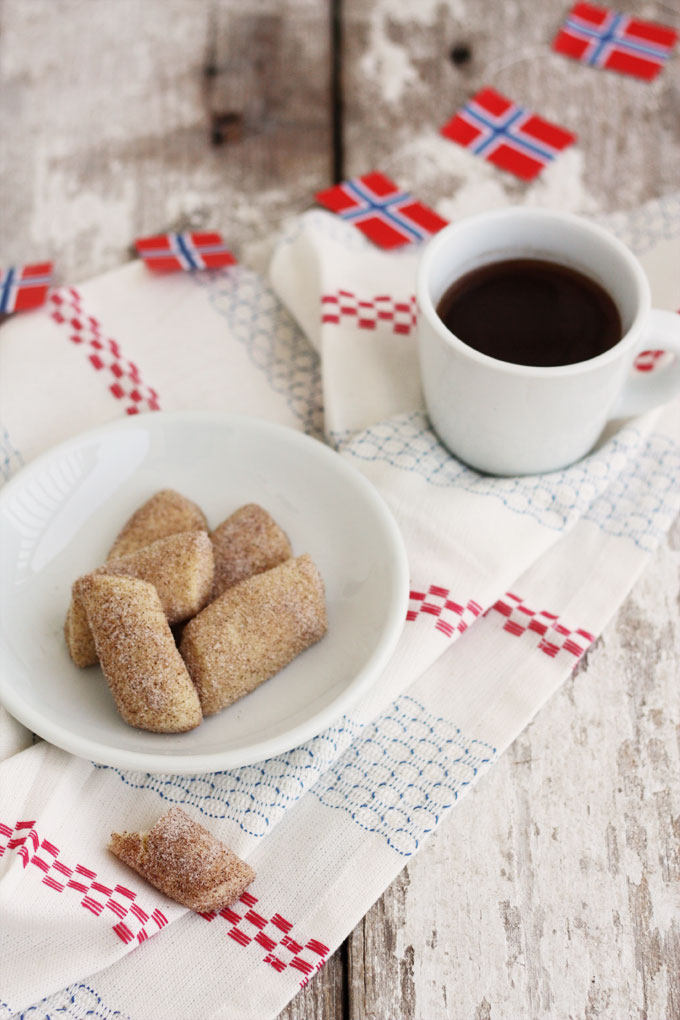 scandinavian christmas cookies