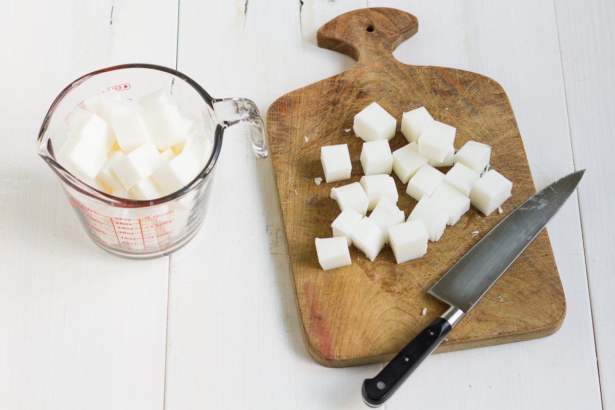 Chopping melt-and-our soap base