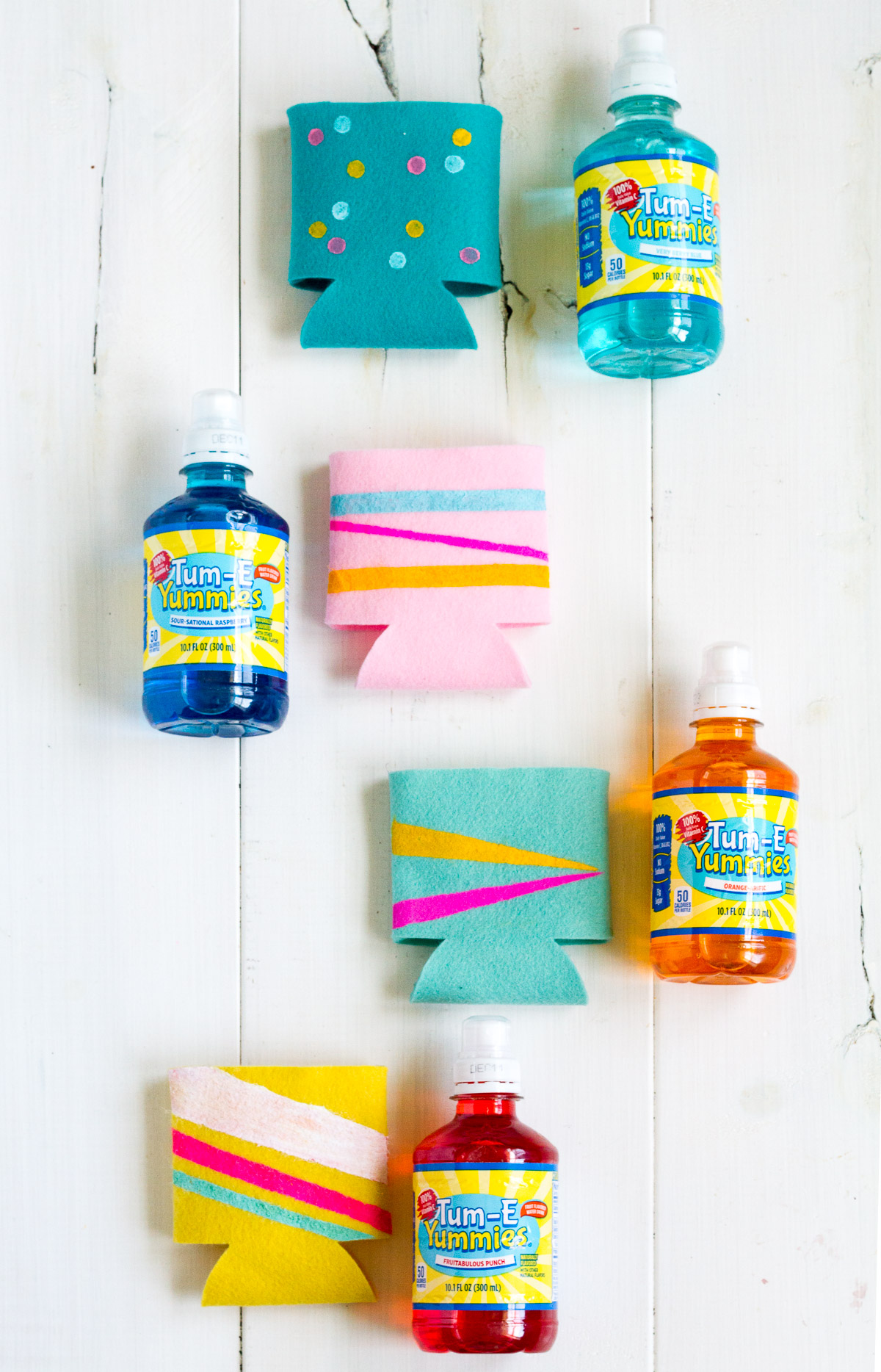 Make these cute and cozy DIY drink holders!