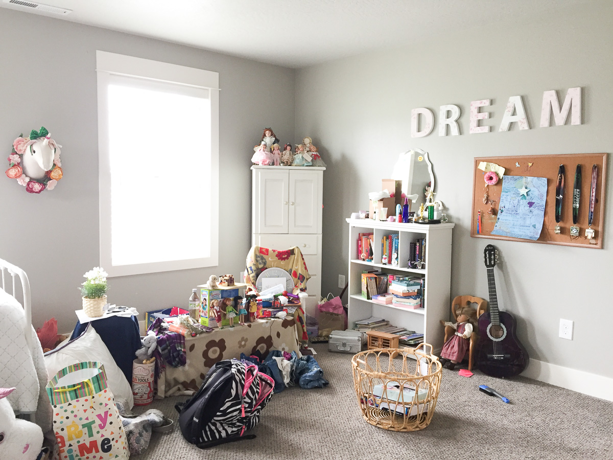 I'm making over our daughter's bedroom for the Spring 2019 One Room Challenge! The room needs a good clean out, some smart storage, and thoughtful, cohesive design.