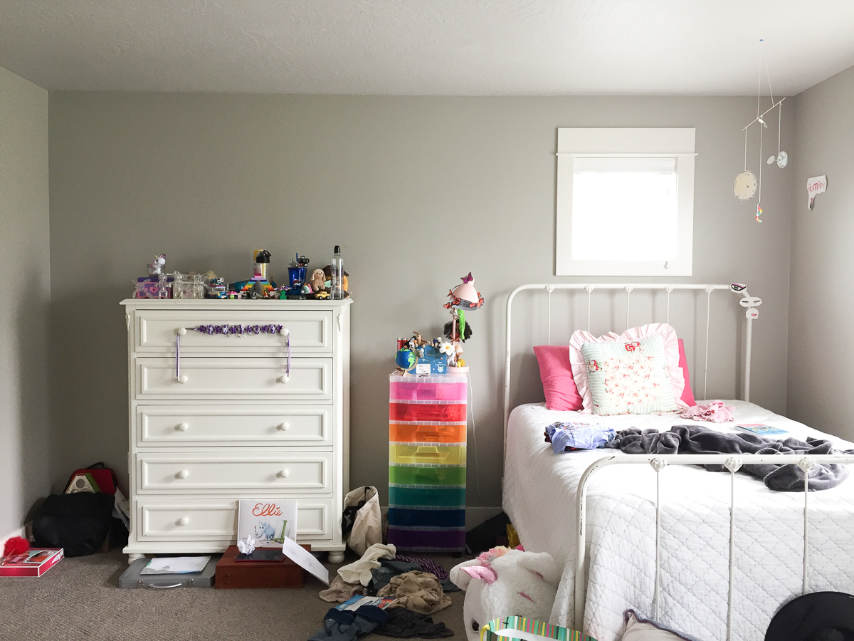 I'm making over our daughter's bedroom for the Spring 2019 One Room Challenge! The room needs a good clean out, some smart storage, and thoughtful, cohesive design.