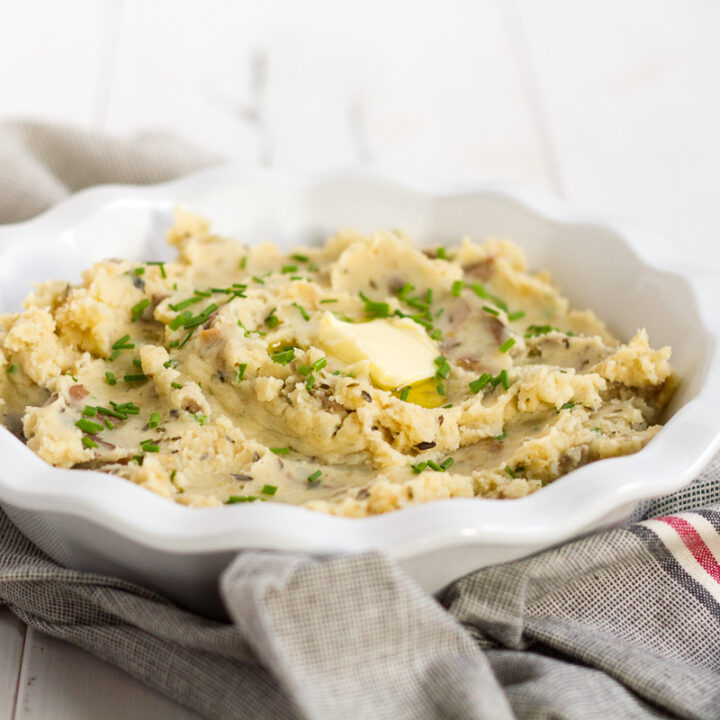 Slow-Cooker Buttermilk Smashed Red Potatoes are an easy, fuss-free, delicious side dish.