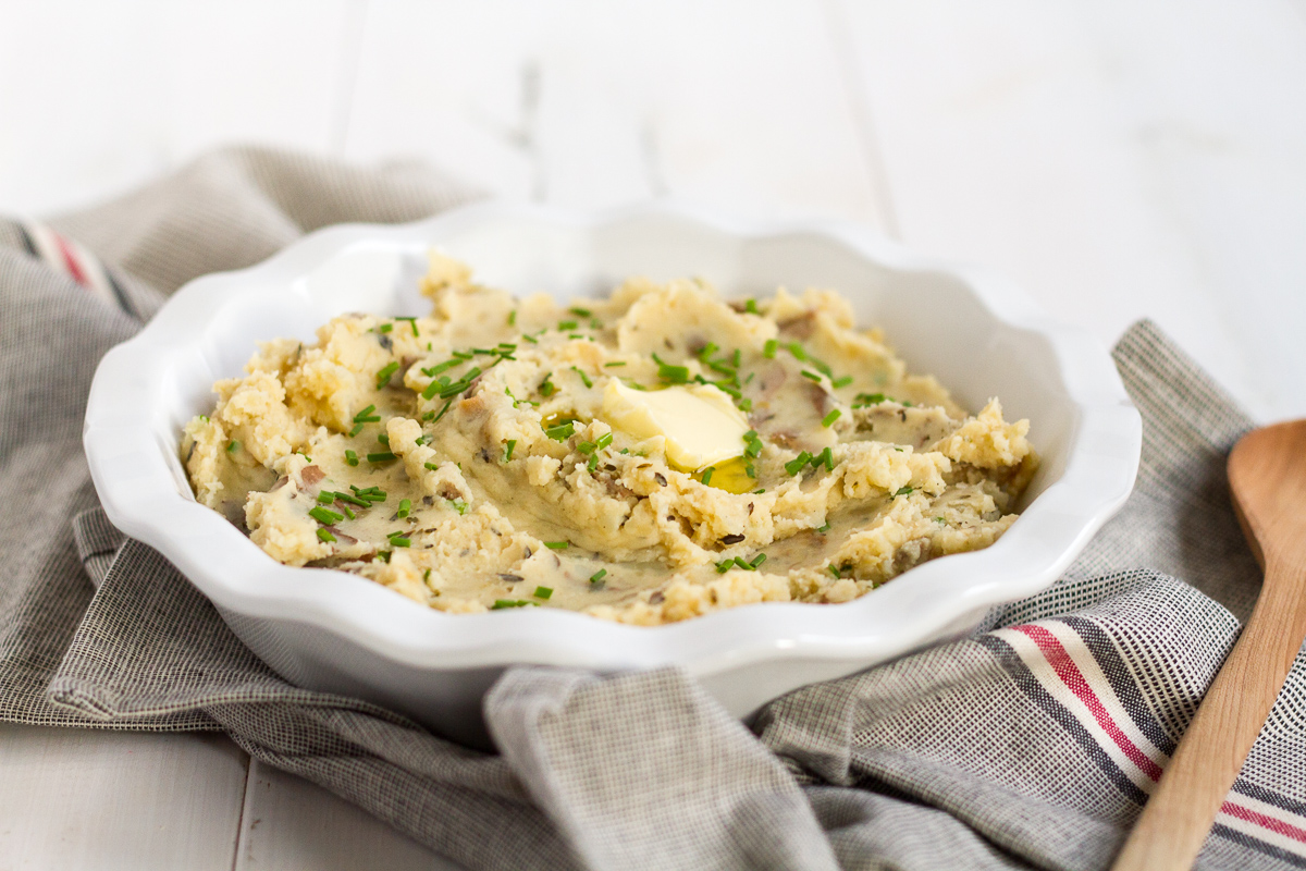 Slow-Cooker Buttermilk Smashed Red Potatoes are an easy, fuss-free, delicious side dish.