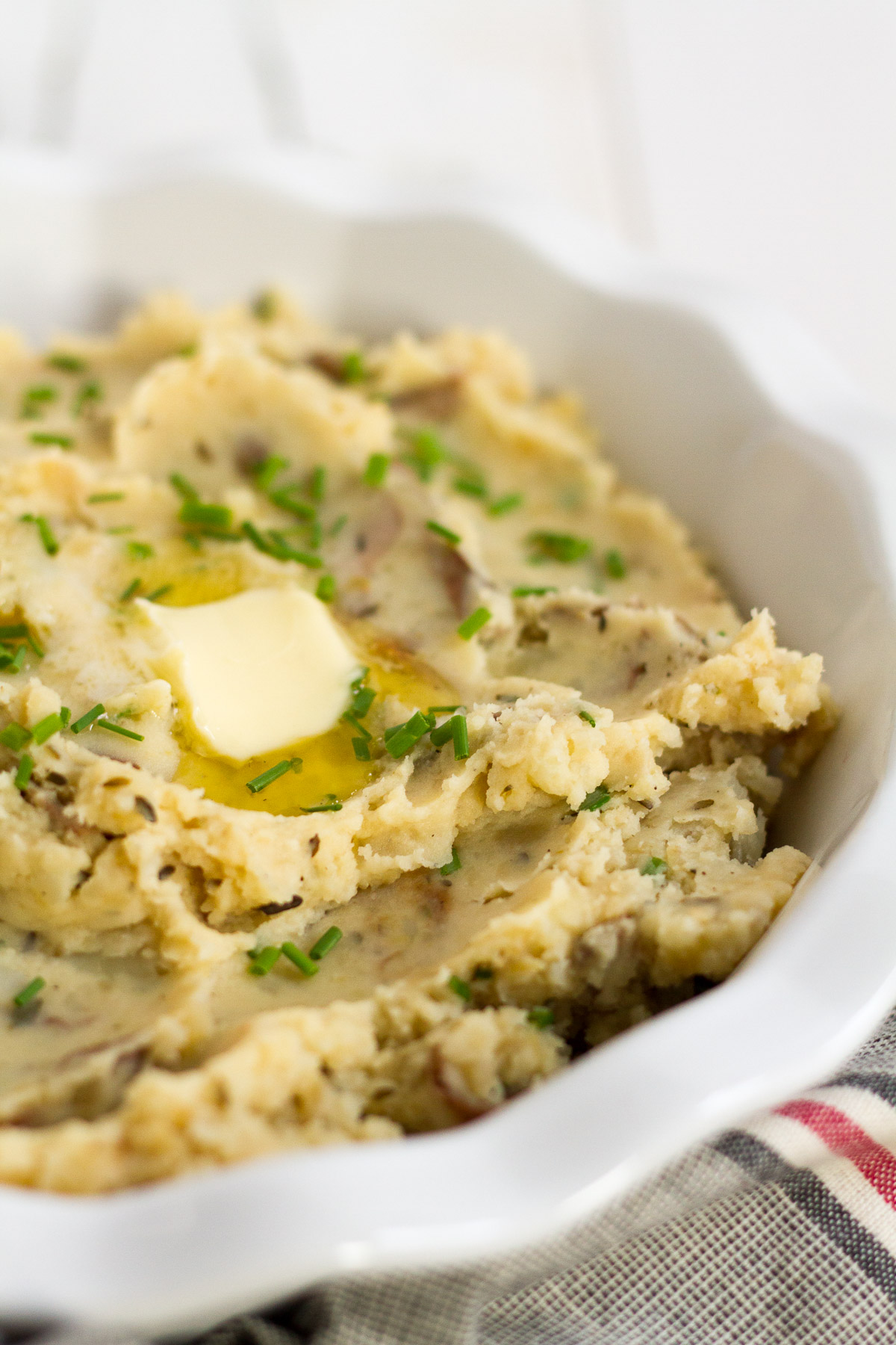 Slow-Cooker Buttermilk Smashed Red Potatoes are an easy, fuss-free, delicious side dish.