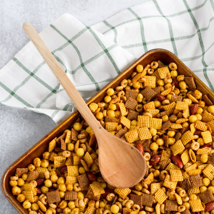 Fresh Garlic Chex Mix Recipe