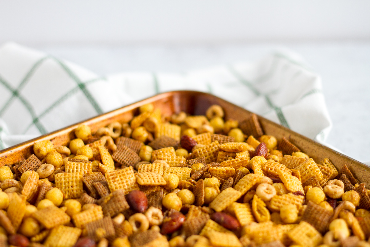 Honey garlic chex mix is so easy to make and so hard to resist. Perfect for holiday parties and snow days cozied up at home.