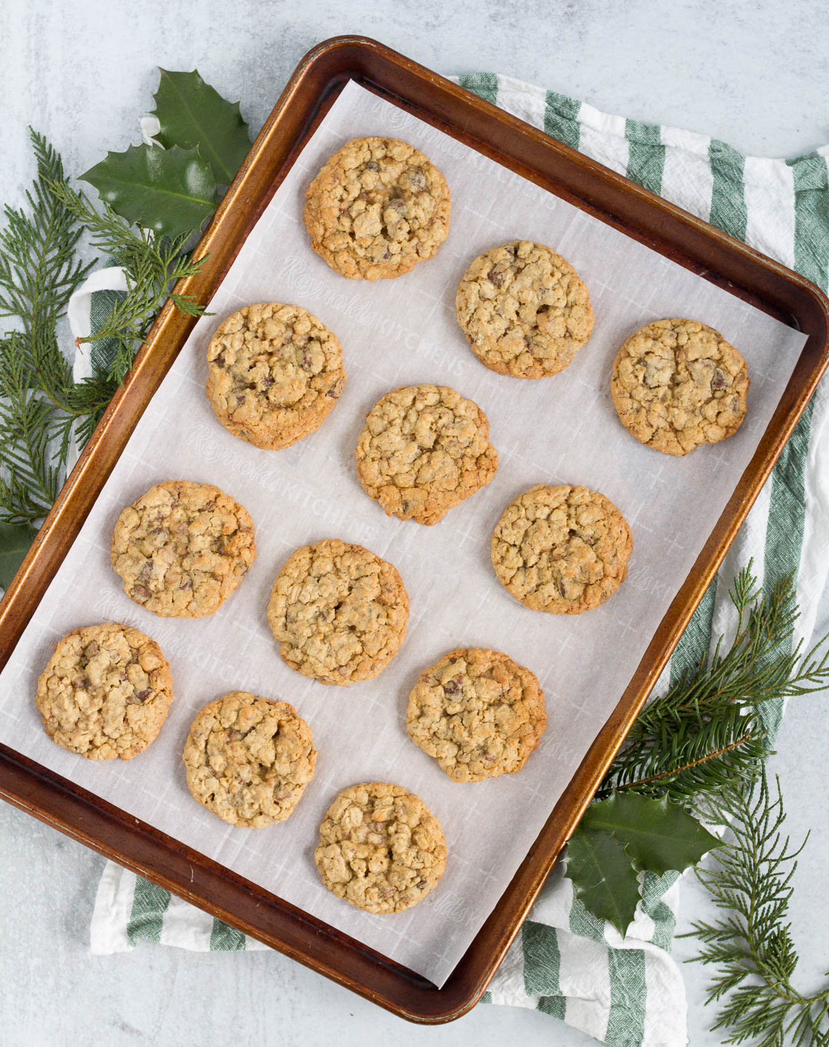 oatmeal cookies with toffee and chocolate chips