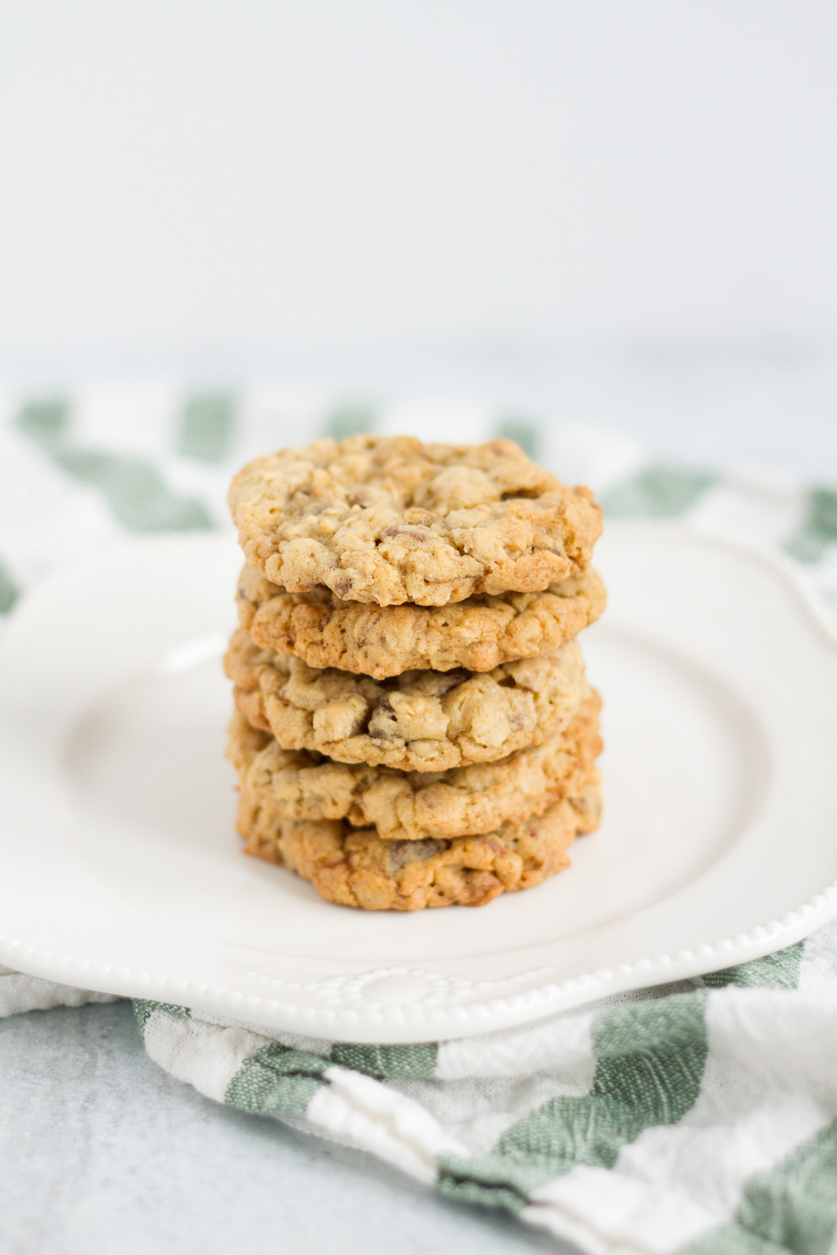 oatmeal toffee chocolate chip cookies